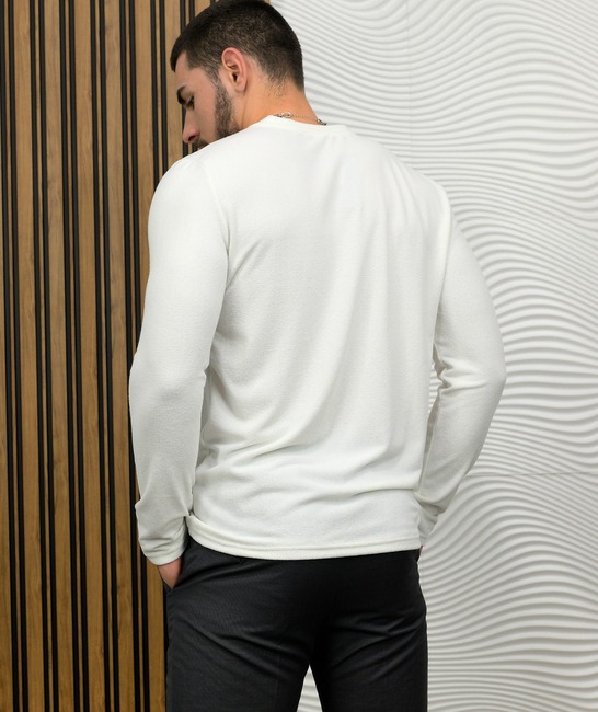 Елегантна мъжка блуза в бяло с имитация на джоб