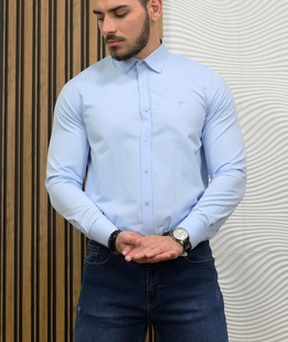 Стилна риза в светло синьо официална