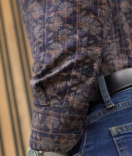 Риза на малки цветчета в кафяво мъжка