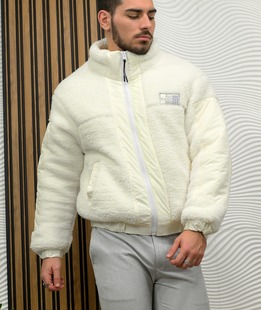 Зимно късо бяло яке от каракул