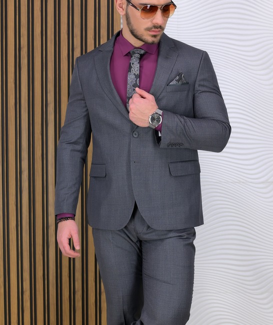 Официален мъжки меланжиран костюм в сиво