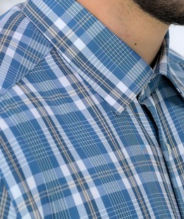 Мъжка стилна карирана риза в петролено зелено