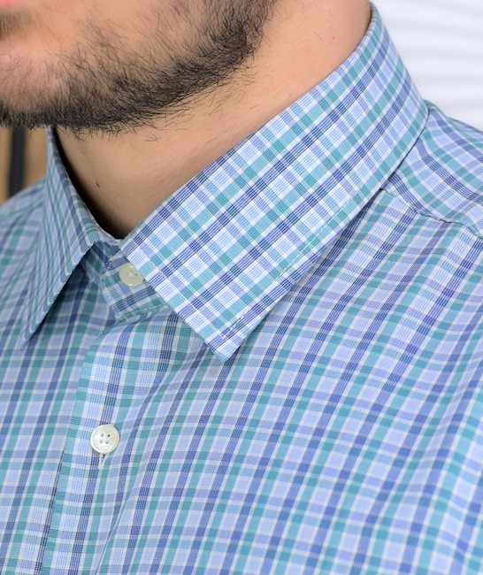 Класическа карирана риза с джоб в синьо и зелено
