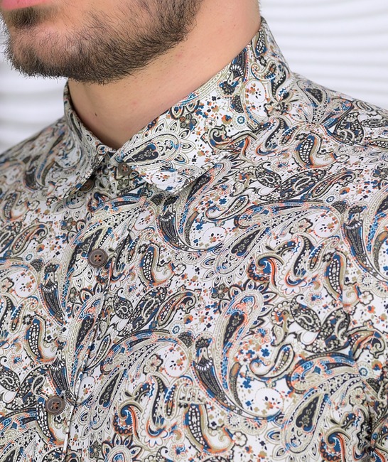 Цветна Slim Fit риза на пейсли елементи