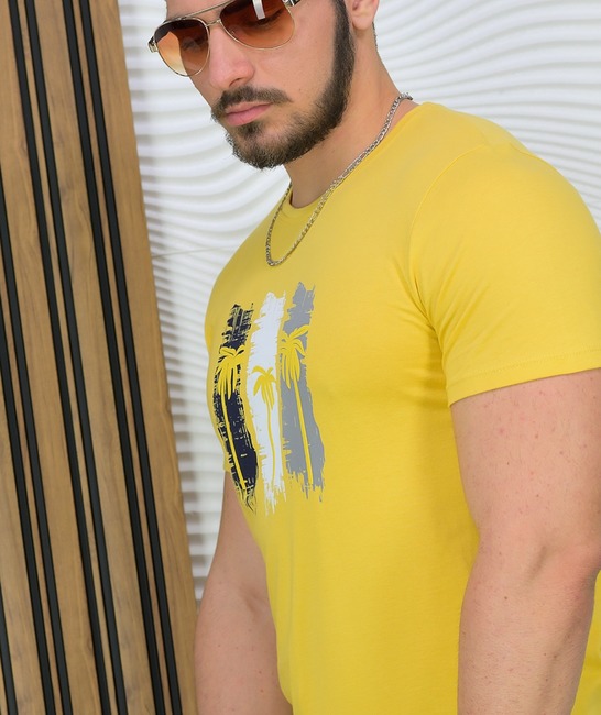 Тениска с къс ръкав в тренди жълт цвят мъжка