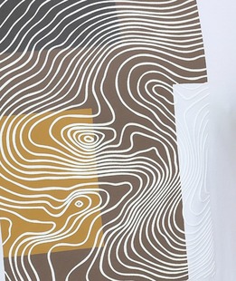 Модерна мъжка тениска с къс ръкав в бяло и апликация