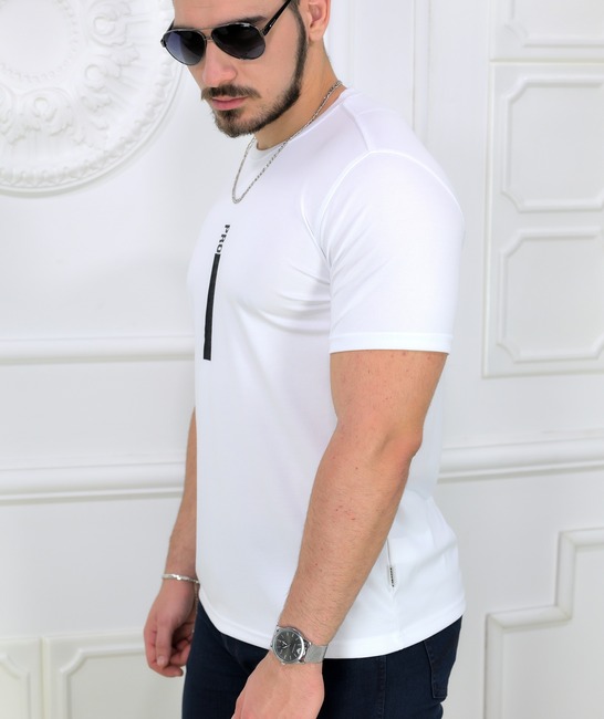 Комфортна мъжка тениска с креативен дизайн в бяло