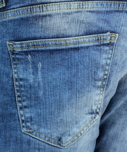 Изтънчени мъжки сини дънки с протрит ефект