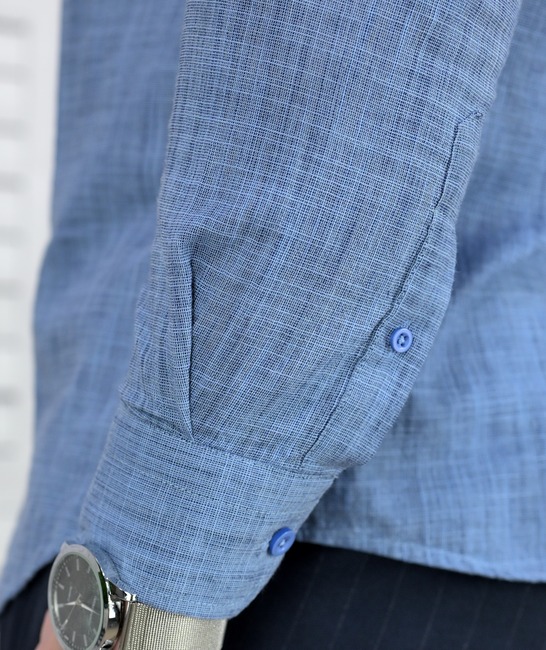 Slim fit ленена мъжка риза в синьо с изправена яка